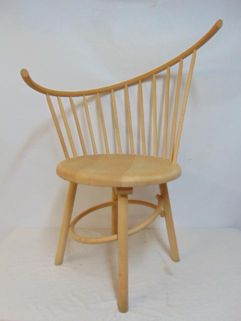Contemporary turned back Windsor chair, blond wood, unfinished,: Contemporary turned back Windsor chair, blond wood, unfinished,