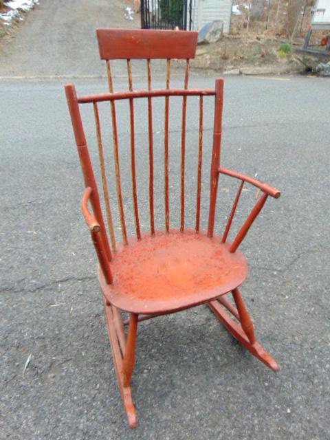 County fan back rocker in red paint: County fan back rocker in red paint