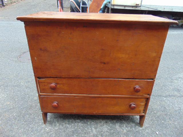 Pine blanket chest with lift top & 2 lower drawers, chest is 45" by 20" (1 of 6)