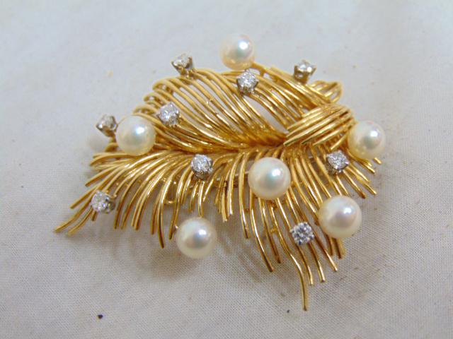 Jewelry. 18kt Tiffany & Co diamond & pearl brooch/pin, 20 grams, (6) individual set pearls & (9) (1 of 4)