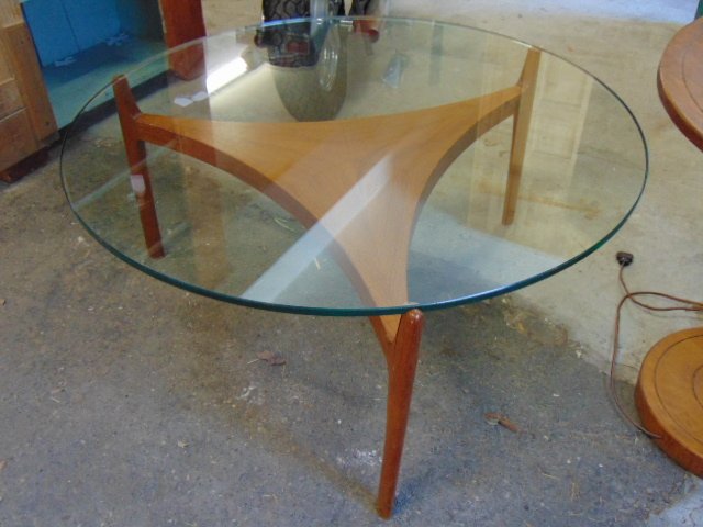Mid Century glass top coffee table, triangular base, diameter is 39.25", no chips in glass. (1 of 5)
