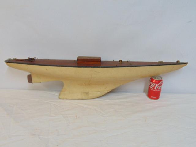 Pond Sailer, sailboat hull, mast missing, 36.25" long.: Pond Sailer, sailboat hull, mast missing, 36.25" long.