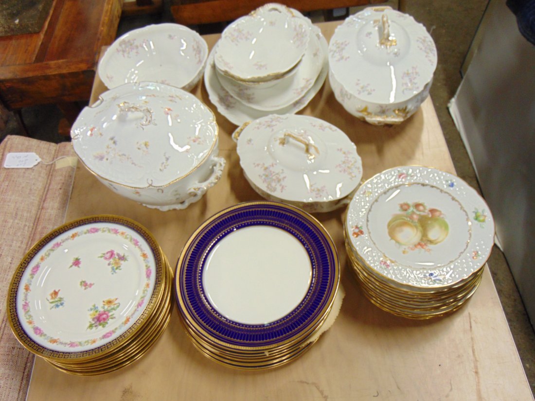 Lot porcelain dinnerware, plates, Limoges, Royal Doulton, Schumann Arzberg, various covered vegrable: Lot porcelain dinnerware, plates, Limoges, Royal Doulton, Schumann Arzberg, various covered vegetable dishes & serving platters by Theo Haviland, includes 9 handpainted floral dinnerplates by Limoges 