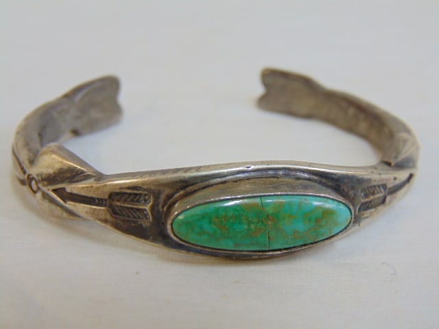 Jewelry. Navajo Native American sterling silver turquoise cuff bracelet w/ arrow design on cuff, (1 of 4)
