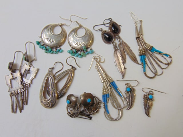 Jewelry. (8) pairs of sterling silver earrings, turquoise, black onyx. 56.20 grams all in good (1 of 5)