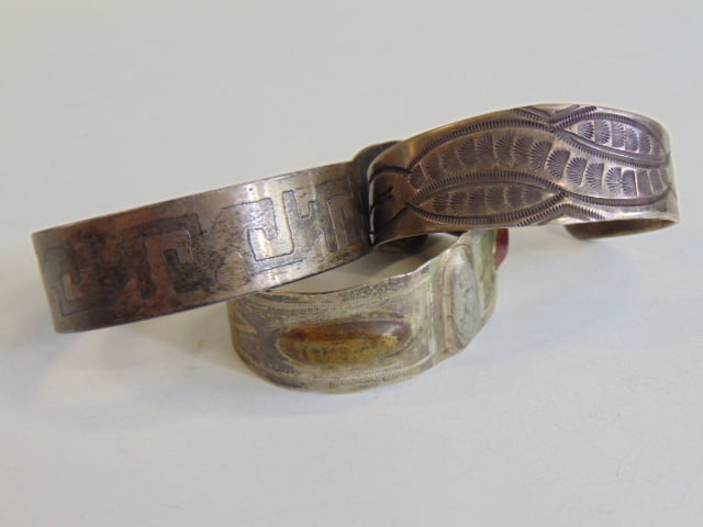 Jewelry. (3) Vintage Sterling silver cuff/bracelets with stampwork design (1 of 4)