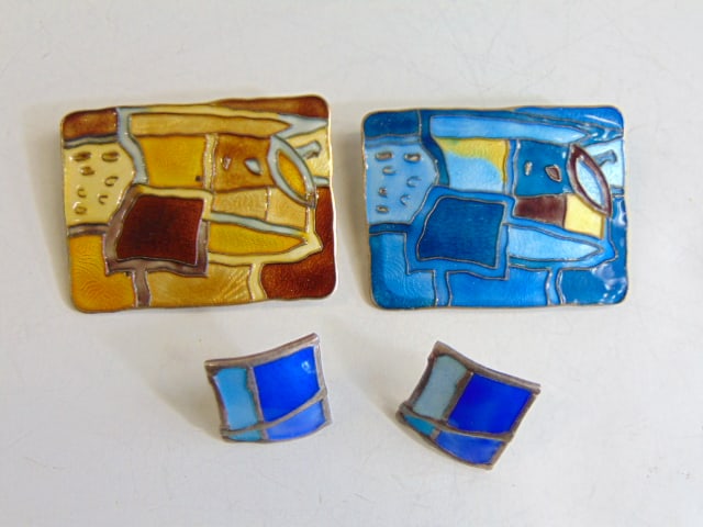 Jewelry. (2) David Andersen mid century multicolor brooch/pins (1) pair enamel sterling earrings (1 of 4)