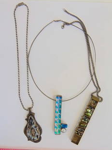 Jewelry. (3) Contemporary necklaces/pendants sterling silver, multi-color glass, specimen mineral,: Jewelry. (3) Contemporary necklaces/pendants sterling silver, multi-color glass, specimen mineral, beads, & other, good condition. chains are all sterling