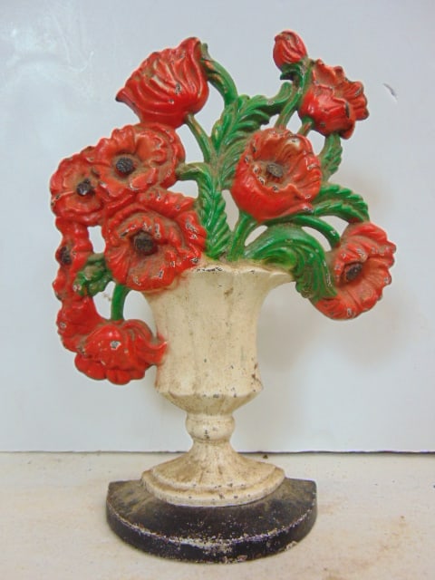 Hubley #440 Cast Iron Doorstop Red Poppies in a White Urn, height is 10.5" (1 of 4)