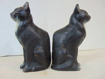 Pair heavy cast iron cat bookends, painted, marked C.J.O., Judd, cats are 5.5" tall: Pair heavy cast iron cat bookends, painted, marked C.J.O., Judd, cats are 5.5" tall