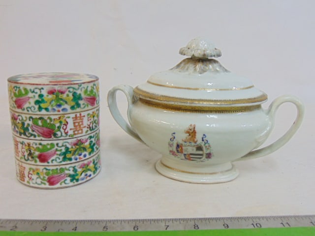 Chinese sectional box & miniature tureen, Chinese export with coat of arms, box consists of 4 (1 of 11)