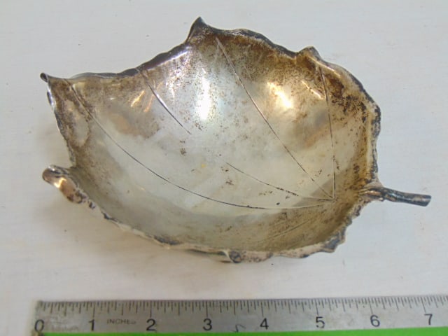Alfredo Sciarrotto sterling silver leaf shaped bowl, 7.5 troy (1 of 5)