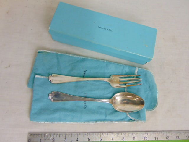 Tiffany sterling serving fork & spoon, "Flemish", in original box, 6 troy (1 of 5)