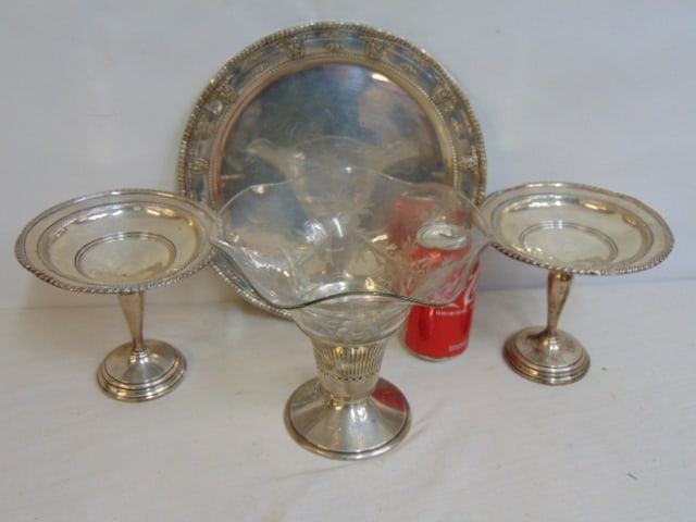 Sterling tray sterling vase with glass insert & 2 weighted compotes, 19.5 troy excluding compotes, (1 of 5)