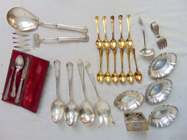 Lot sterling flatware misc lot, includes 4 nut dishes, 11 gilt sterling tea spoons, large serving (1 of 5)