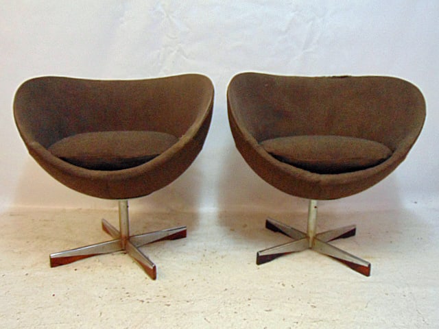 Pair 1960s Planet Chairs by Sven Ivar Dysthe for West Nova of Norway for Georg Jensen, brown (1 of 6)