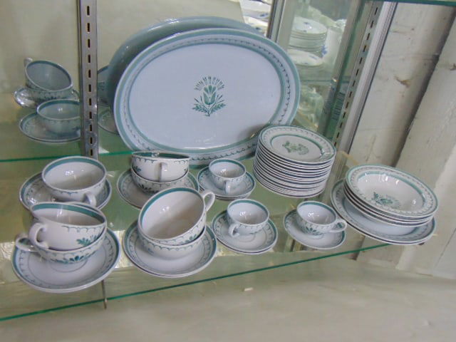 Set Arabia, "Green Thistle" Finland dinnerware, partial set, 7 cups, 8 saucers, oval platter, 4 (1 of 5)
