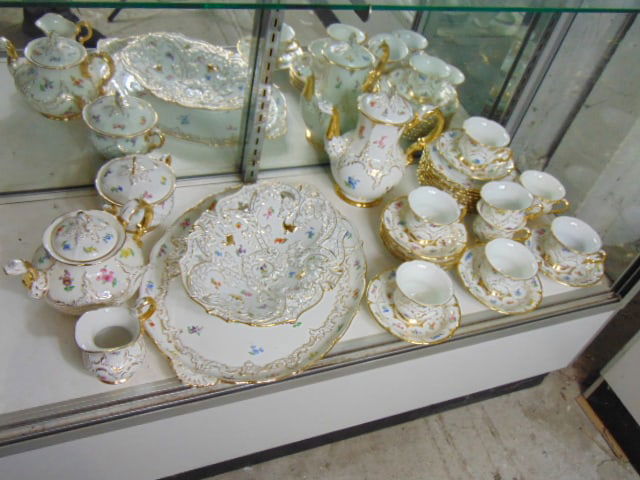 Set Meissen porcelain dinnerware, floral decorated with gilt trim, coffee & tea pot, sugar, creamer, (1 of 10)