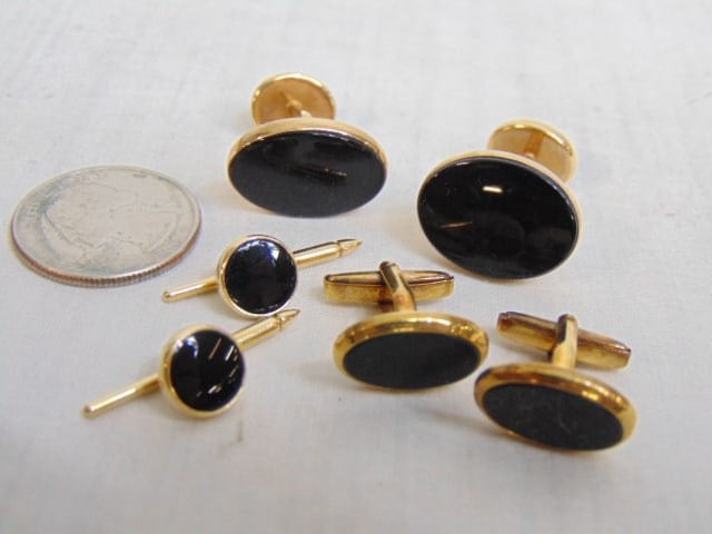 Jewelry. 2 sets of 14kt black onyx cufflinks & 2 14kt black onyx tie pins, 18.30 grams total weight, (1 of 4)