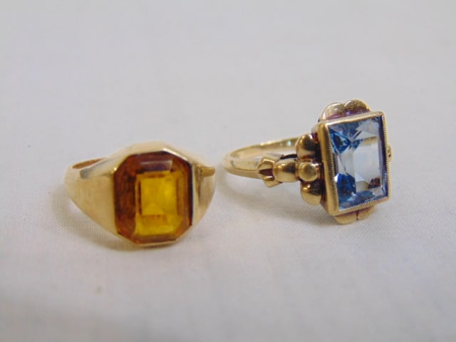 Jewerly. 2 Vintage Gold rings with gem stones to include 14kt orange gem stone hallmark C&H co. wear (1 of 4)