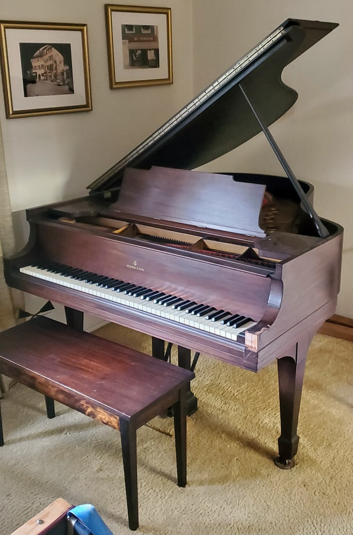 Steinway & Sons Model "M" Grand Piano, serial #186067, manufactured in Queens, 1917, 5'7" case,: Steinway & Sons Model "M" Grand Piano, serial #186067, manufactured in Queens, 1917, 5'7" case, Refinished in satin Mahogany finish with brass fittings, needs polishing, note veneer loss from cheeks,