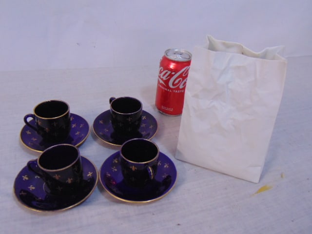 Komatsu Crinkle super bag & Rorstrand Swedish demi tasse set, 4 cups & saucers in cobalt blue with: Komatsu Crinkle super bag & Rorstrand Swedish demi tasse set, 4 cups & saucers in cobalt blue with gilt decoration, gilt worn, ceramic M. Komatsu Crinkle super bag is 7.75" tall