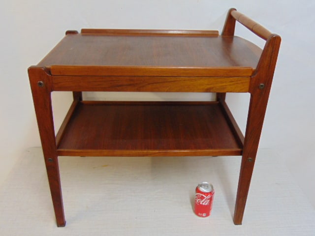 Mid Century bar stand by Eric Gustavson, teak & Rosewood, removable tray, 26.5" by 17", height is: Mid Century bar stand by Eric Gustavson, teak & Rosewood, removable tray, 26.5" by 17", height is 26"