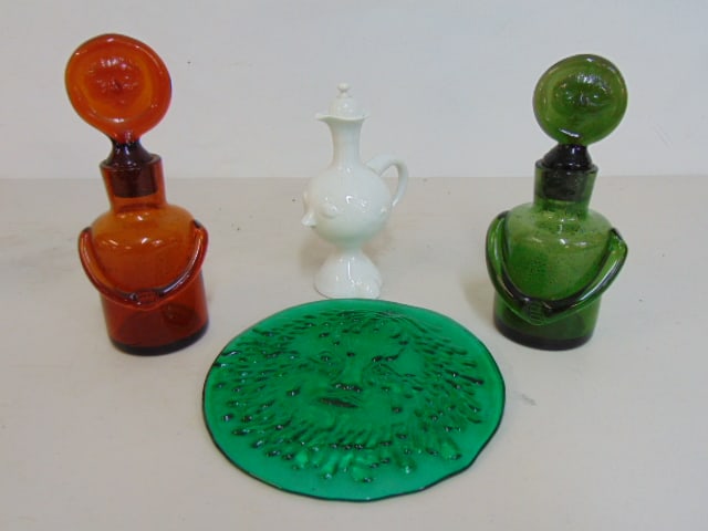 Glass lot, Erik Hoglund figural bottles with stoppers & round glass plaque, plus creamer by Bjorn (1 of 8)