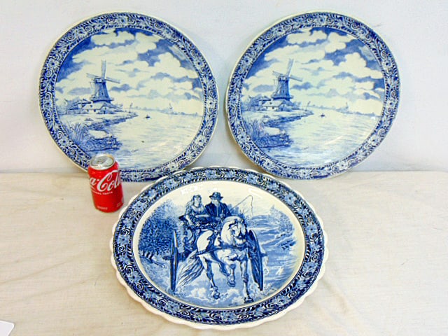 Pair large Chattel Delft plates by Boch, Belgium, plus single plate, pair Chattel / Boch chargers (1 of 9)