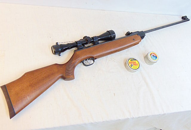 Weirauch BB gun with scope with BB's: Weirauch BB gun with scope with BB's