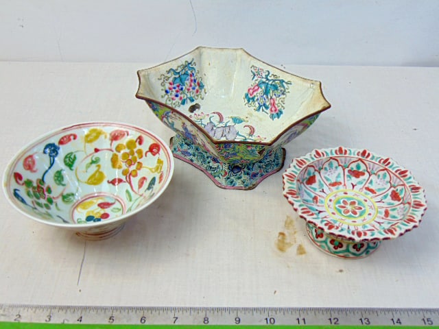 3 pieces of Asian porcelain & enamel, includes 2 small porcelain bowls, & enameled bowl, enamel as (1 of 10)