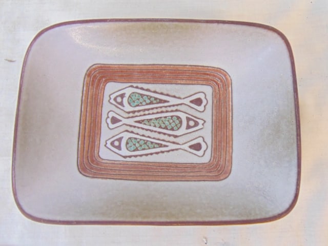 Renee Maurel ceramic dish, Vallauris, France, mid-20th , in grey with three fish inside brown / (1 of 6)