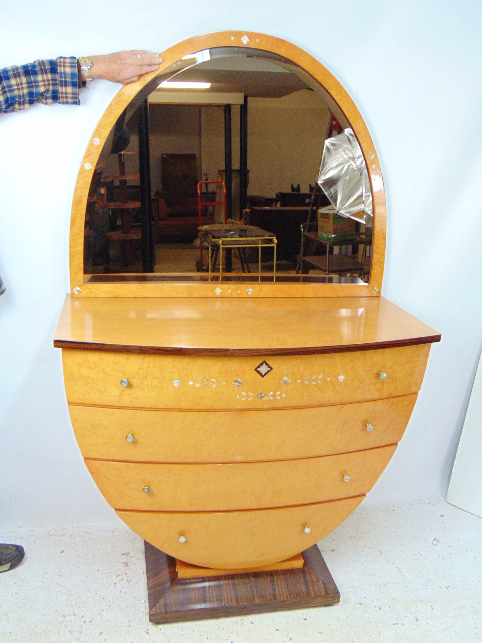 French chest of drawers with mirror, burl veneer with mother of pearl inlaid, graduated design, 4 (1 of 6)