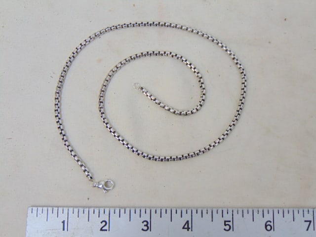 Sterling silver necklace by David Yurman, 21.5", 1.06 troy: Sterling silver necklace by David Yurman, 21.5", 1.06 troy