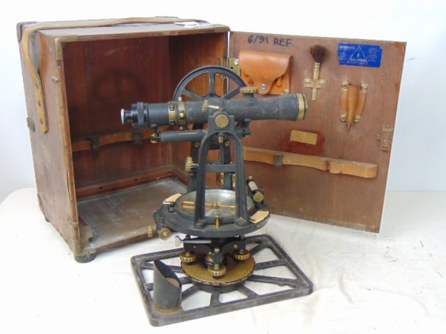 David White Co Transit in original case, Milwaukee, Wis. Serial Number 38396 (1 of 6)