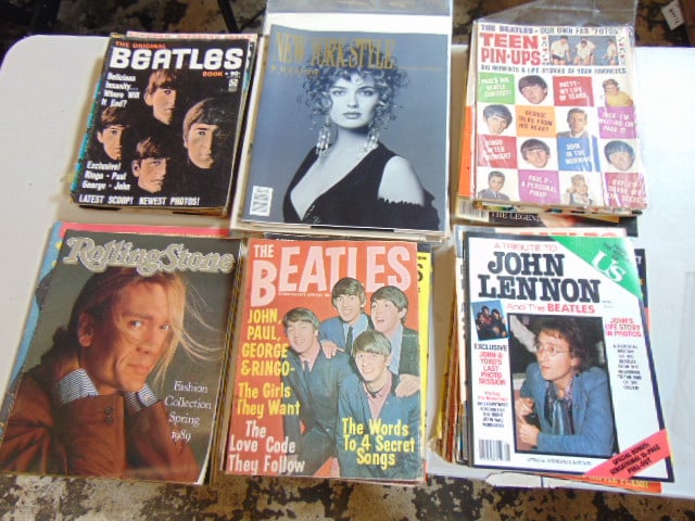 Lot music magazines, Beatles, Rolling stone magazine 35 plus pieces (1 of 4)