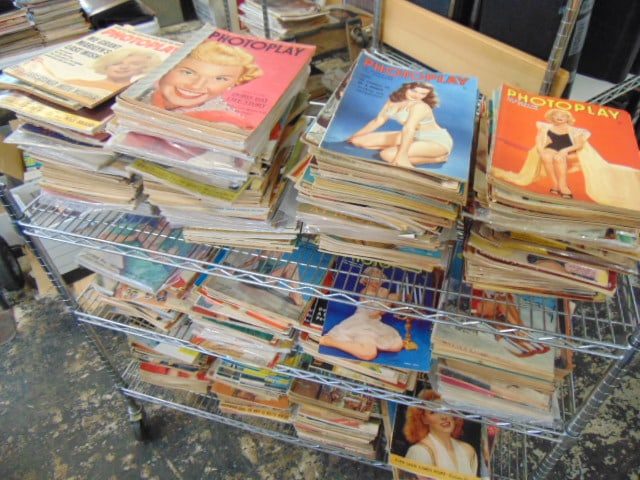 900 plus pcs of vintage "Fotoplay" movie magazines, The World's Top Film Magazine", (1 of 5)