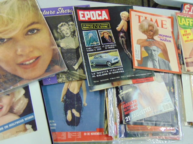 30 plus various Marilyn Monroe magazines, photographs etc. (1 of 4)