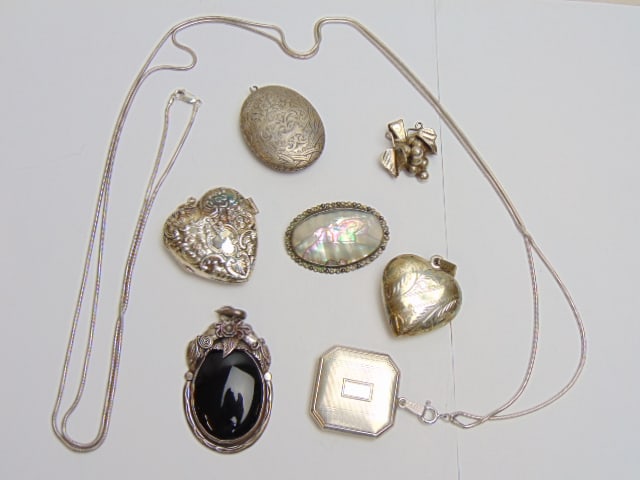 Sterling Jewelry lot to include Mexican sterling grape pin/pendant; Mexican abalone pin; ornate (1 of 7)