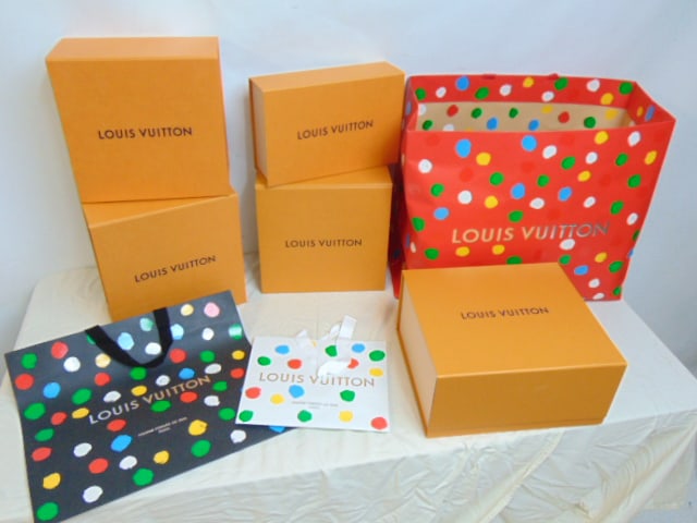 5 Louis Vuitton boxes & 3 Louis Vuitton gift bags (1 of 4)