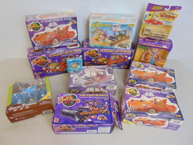 Large lot Flintstones, Jetsons toys, mostly in original boxes, includes several Flint Mobiles, 5 "Le (1 of 8)