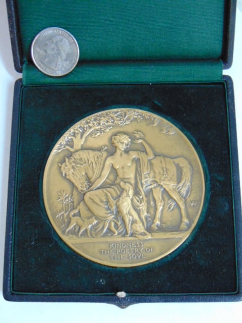 Art Deco bronze medallion in original box, "Kindness The Poetry of the Sovl" New York Women's League: Art Deco bronze medallion in original box, "Kindness The Poetry of the Sovl" New York Women's League For Animals Honor medal for distinguished service awarded to Ernest Schelling.