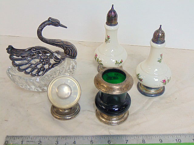 Lot, Sterling base Rosenthal salt & pepper, crystal master salt swan with silver folding wings, (1 of 6)