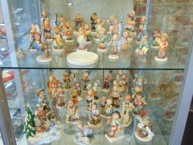 Large collection Hummel figurines, includes over 50 figurines in various sizes, good condition, see (1 of 9)