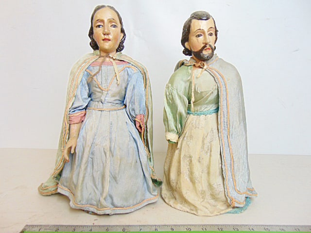 Pair rare Santos Josef & Mary figures, polychrome with silk robes, clothing, excellent detail and: Pair rare Santos Josef & Mary figures, polychrome with silk robes, clothing, excellent detail and condition, height is 14.5", Mary missing left arm, Josef missing both arms