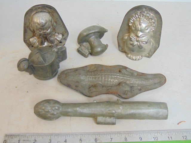 Lot tin, metal chocolate & ice cream molds, figures, alligator, watering can, asparagus & mushroom, (1 of 5)