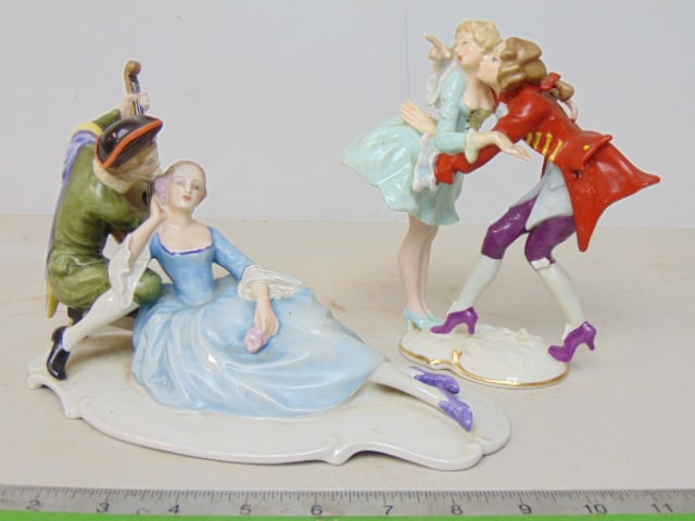2 porcelain figurines, Rosenthal & Hutschenreuther, dancers & courting scene, good condition. (1 of 5)