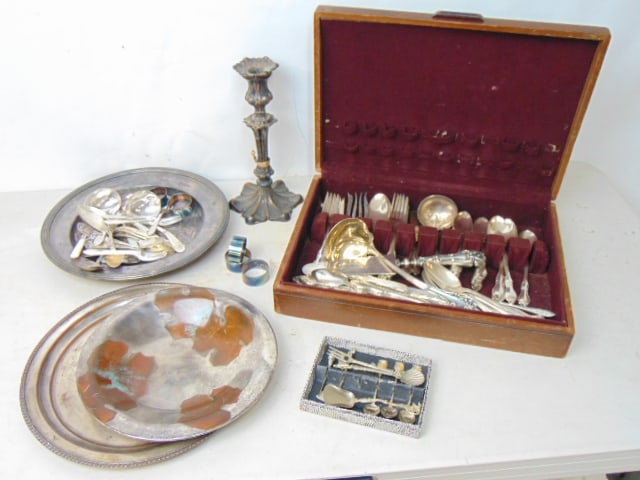 Lot silverplate, flatware candlestick, napkin rings, WMF Ikora bowl (1 of 5)