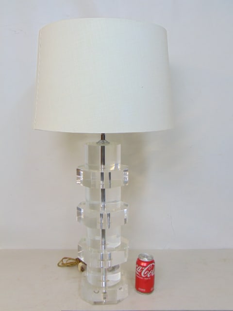 Large Lucite table lamp with shade. (1 of 4)