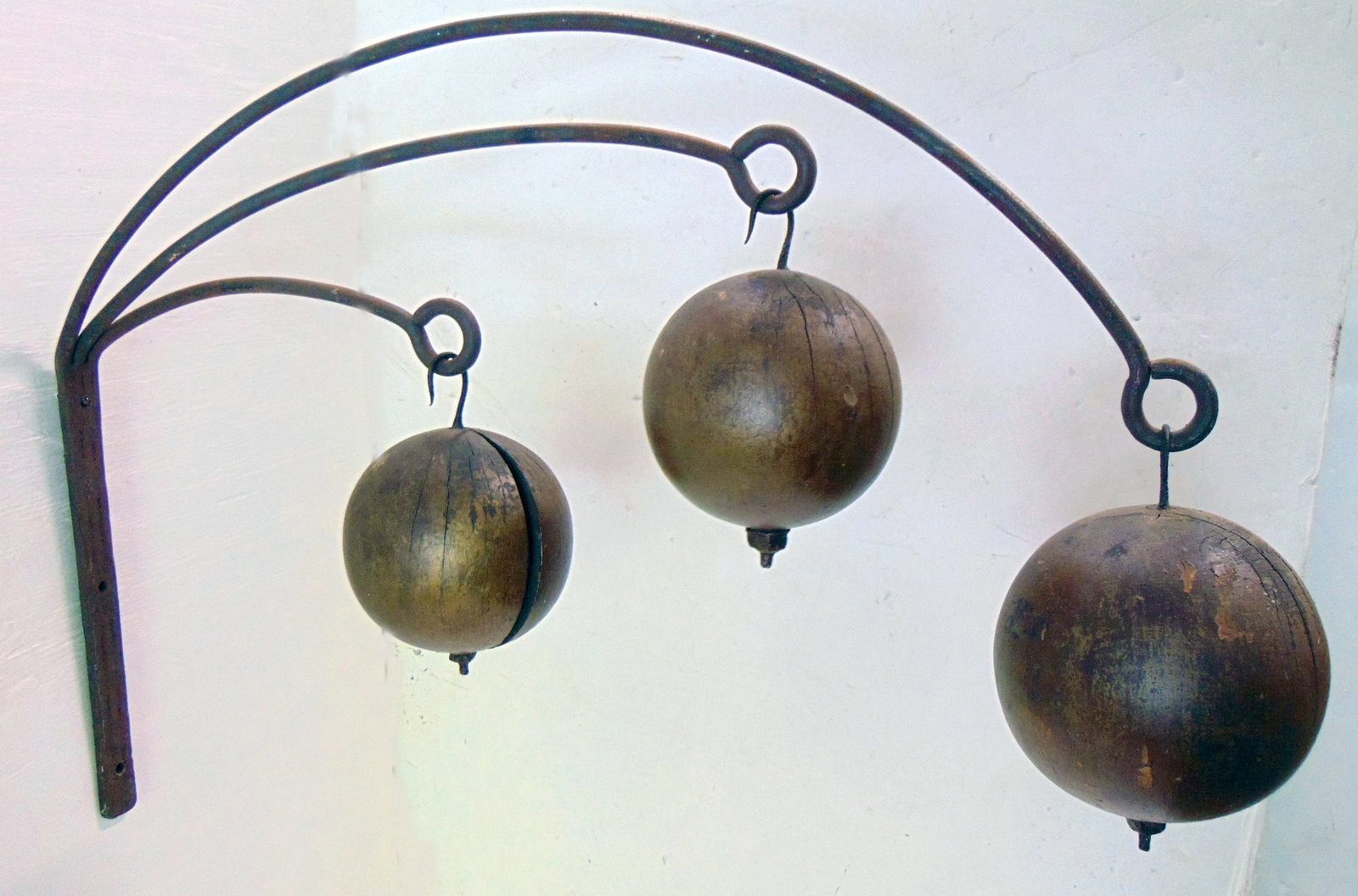 Trade sign pawn broker, iron bracket with three gold painted 7 1/2" balls (1 of 6)